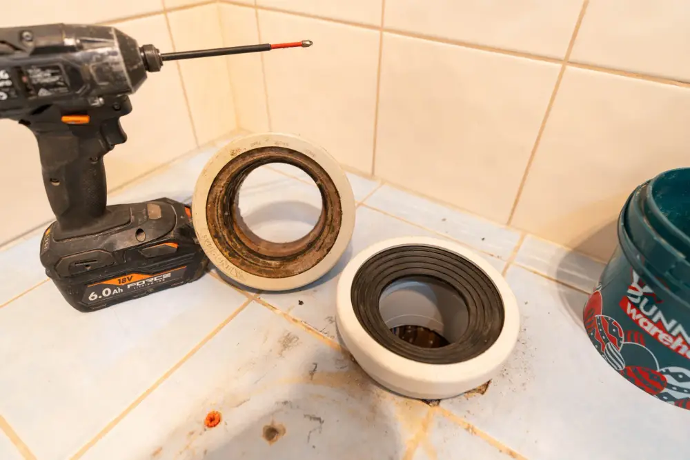 Toilet repair and installation in Seabrook