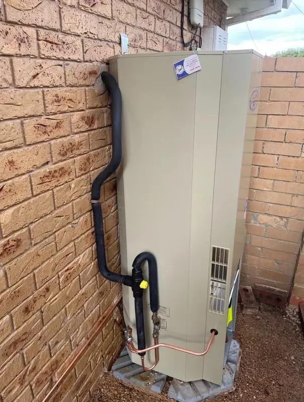 Hot water in Point Cook